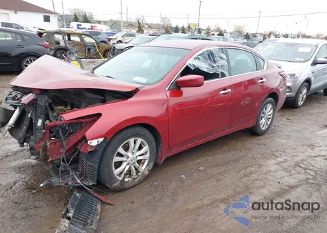 2014 Nissan Altima 2.5 S из США, поврежденный, VIN 1N4AL3AP9EN260261